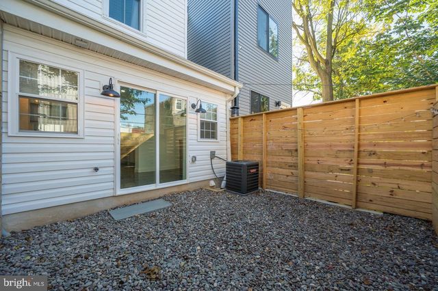 1442 N MARSTON ST, Philadelphia, PA 19121