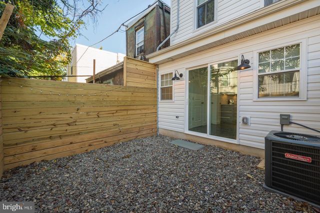 1442 N MARSTON ST, Philadelphia, PA 19121