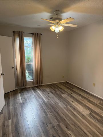 9202 Carvel Lane, Houston, TX 77036