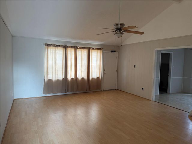 9202 Carvel Lane, Houston, TX 77036