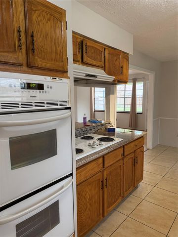 9202 Carvel Lane, Houston, TX 77036