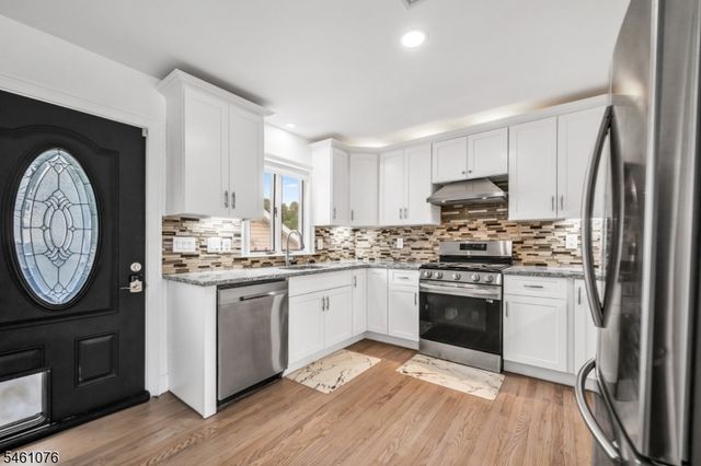 157 Gordon Ave, Totowa Boro, NJ 07512