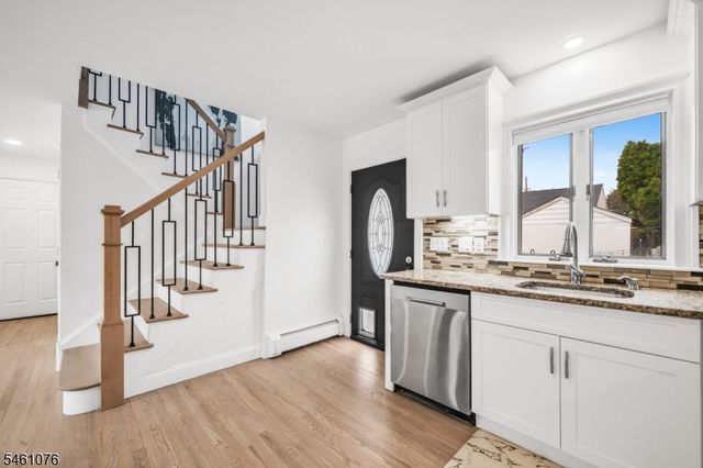 157 Gordon Ave, Totowa Boro, NJ 07512