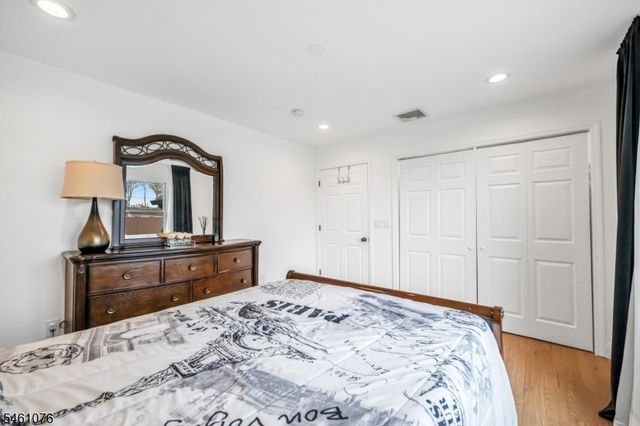 157 Gordon Ave, Totowa Boro, NJ 07512