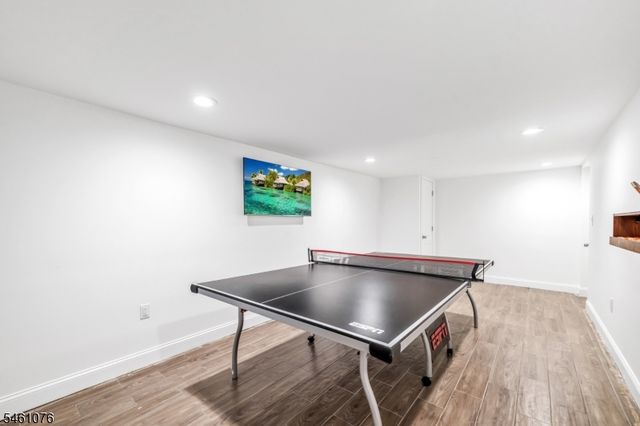 157 Gordon Ave, Totowa Boro, NJ 07512