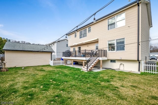 157 Gordon Ave, Totowa Boro, NJ 07512