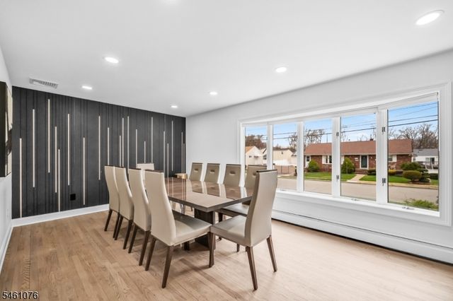 157 Gordon Ave, Totowa Boro, NJ 07512