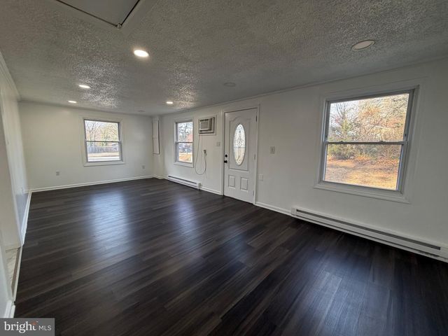 20 ANDREA CT, Sicklerville, NJ 08081