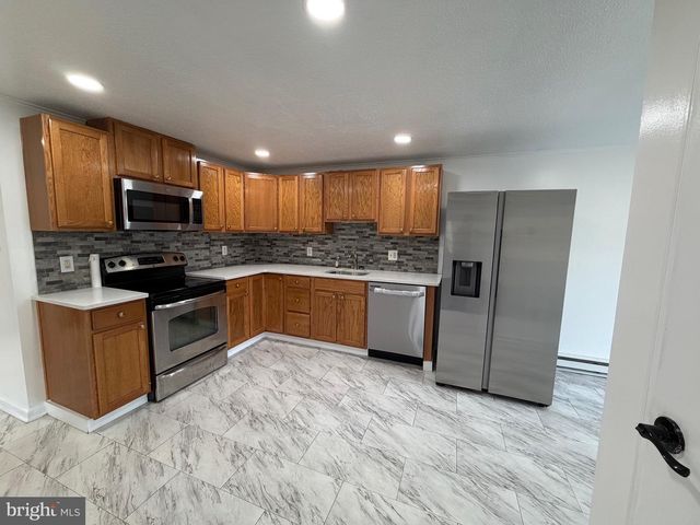 20 ANDREA CT, Sicklerville, NJ 08081