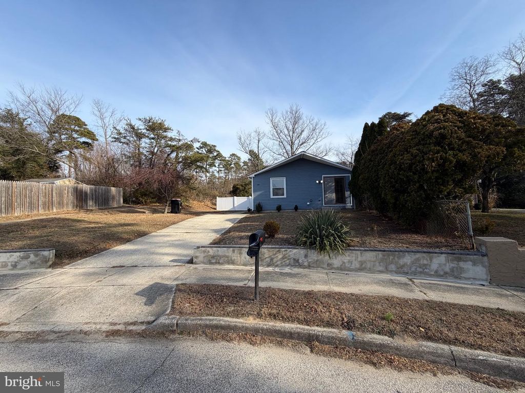 20 ANDREA CT, Sicklerville, NJ 08081