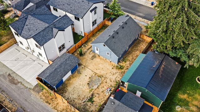 3555 S Monroe Street, Tacoma, WA 98409