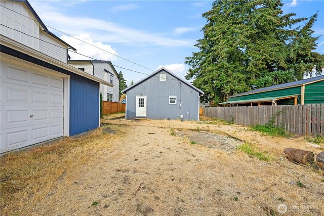 3555 S Monroe Street, Tacoma, WA 98409