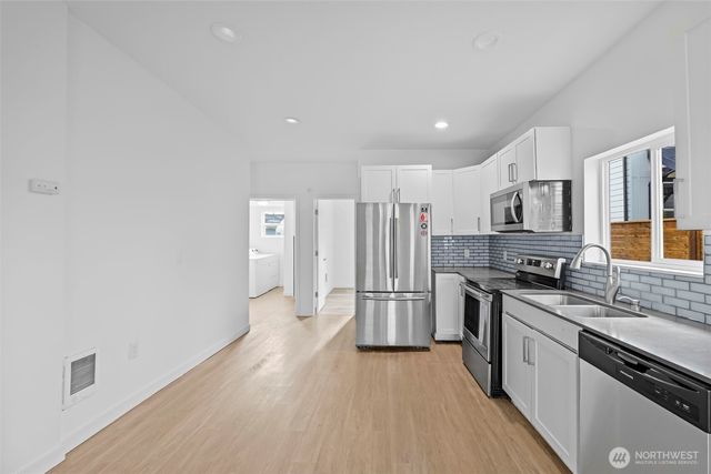 3555 S Monroe Street, Tacoma, WA 98409