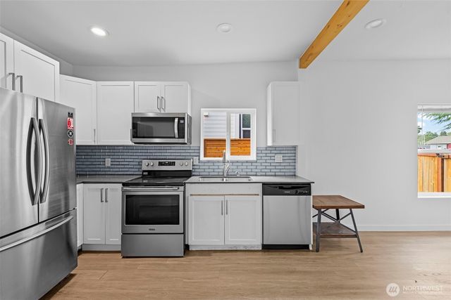3555 S Monroe Street, Tacoma, WA 98409
