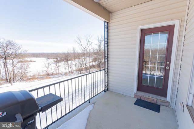 528 DELMAR ORCHARD ROAD, Martinsburg, WV 25403