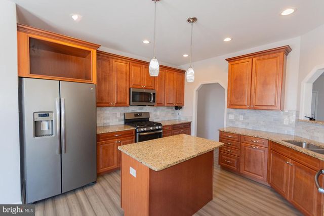 528 DELMAR ORCHARD ROAD, Martinsburg, WV 25403