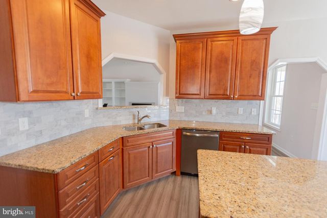 528 DELMAR ORCHARD ROAD, Martinsburg, WV 25403