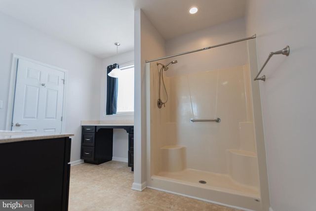 528 DELMAR ORCHARD ROAD, Martinsburg, WV 25403