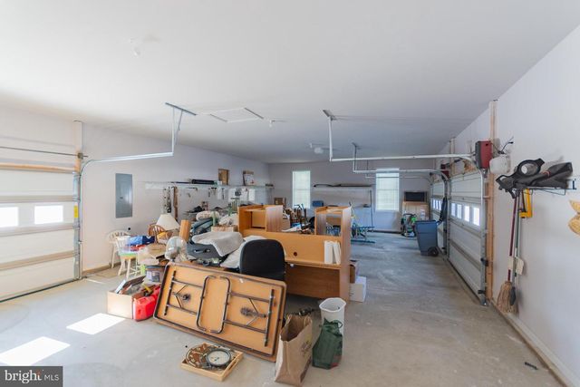 528 DELMAR ORCHARD ROAD, Martinsburg, WV 25403