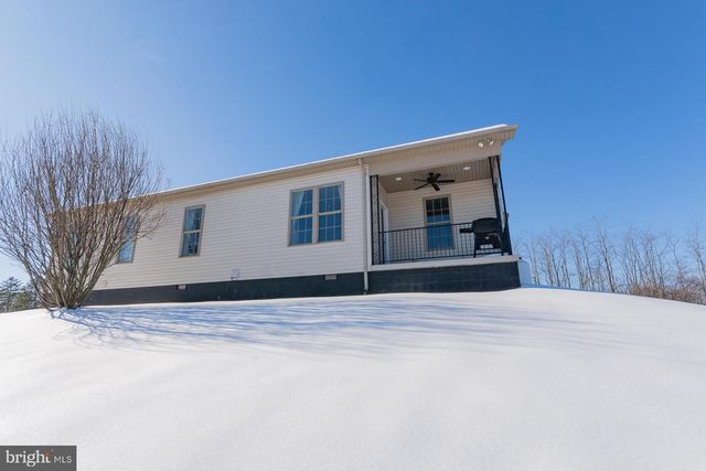 528 DELMAR ORCHARD ROAD, Martinsburg, WV 25403