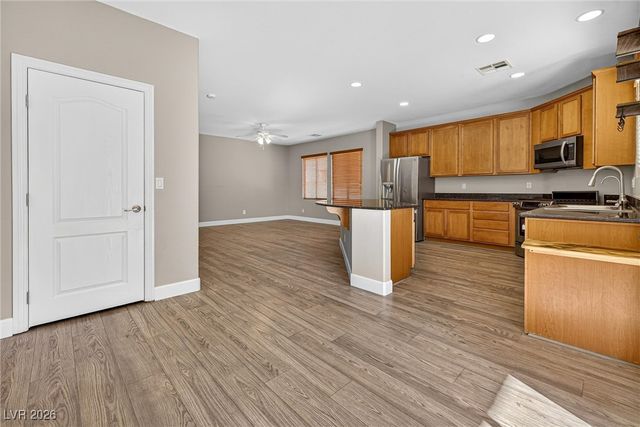 3405 Brook Song Avenue, North Las Vegas, NV 89081