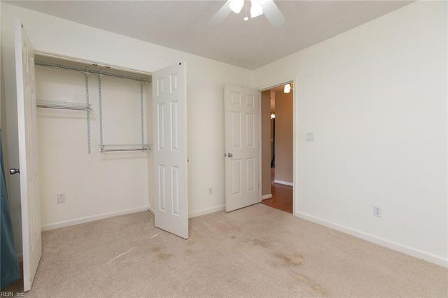 3071 Rachael LN, Hayes, VA 23072