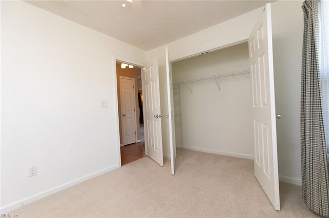 3071 Rachael LN, Hayes, VA 23072