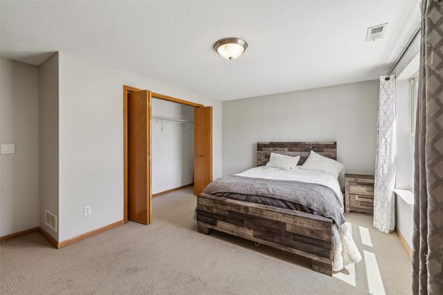 3020 SW Butternut Drive, Ankeny, IA 50023