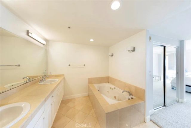 1500 E OCEAN Boulevard 206, Long Beach, CA 90802