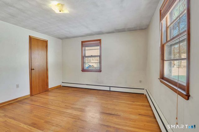 52 Hillside Street, Meriden, CT 06451