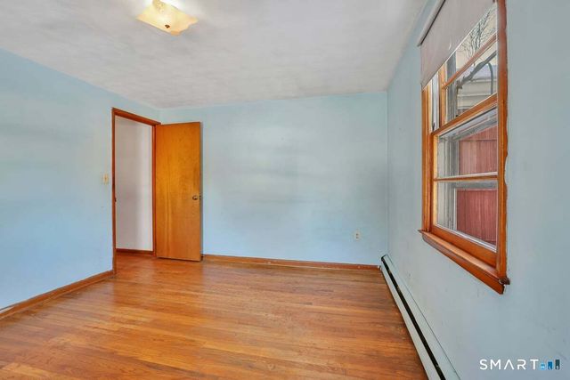 52 Hillside Street, Meriden, CT 06451