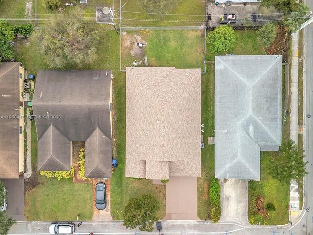 3080 NW 8th St, Fort Lauderdale, FL 33311