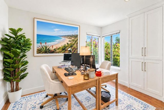 930 Via Mil Cumbres 27, Solana Beach, CA 92075