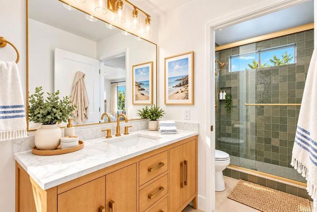 930 Via Mil Cumbres 27, Solana Beach, CA 92075