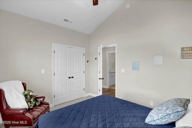 118 Camelot Drive, Holly Ridge, NC 28445