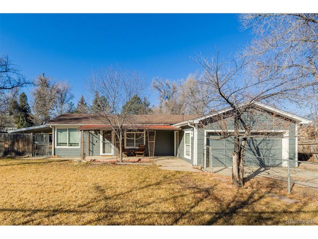 565 Saulsbury St, Lakewood, CO 80226