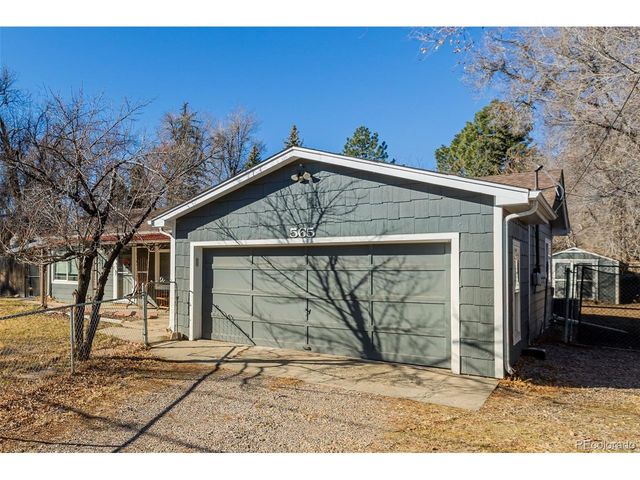 565 Saulsbury St, Lakewood, CO 80226