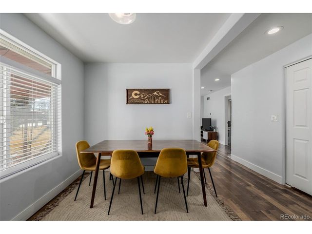 565 Saulsbury St, Lakewood, CO 80226