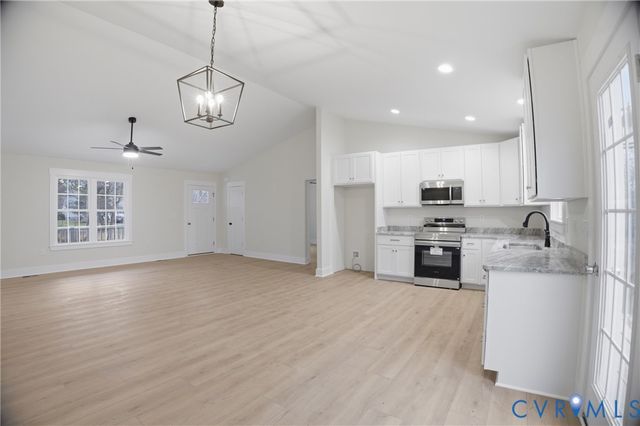 319-B Beulah Ln, Warsaw, VA 22572