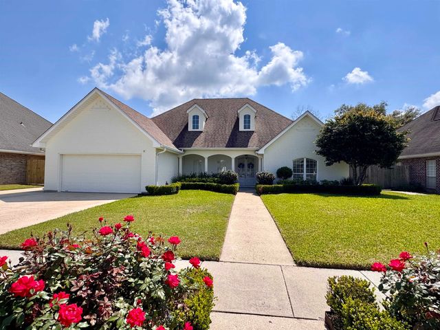 401 Riverside Dr, Berwick, LA 70342