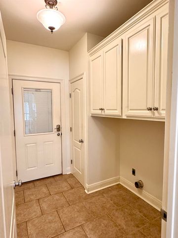 401 Riverside Dr, Berwick, LA 70342