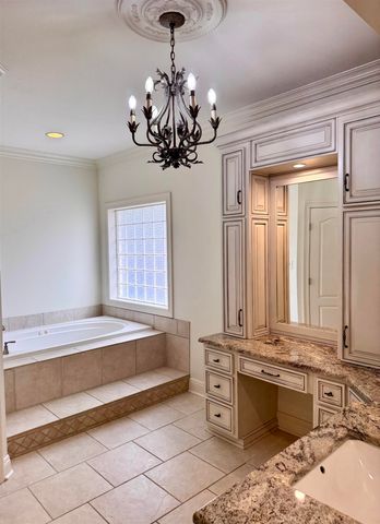 401 Riverside Dr, Berwick, LA 70342