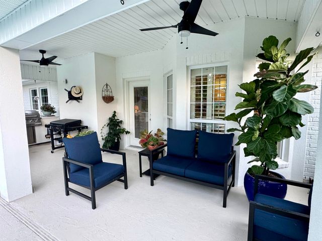 401 Riverside Dr, Berwick, LA 70342