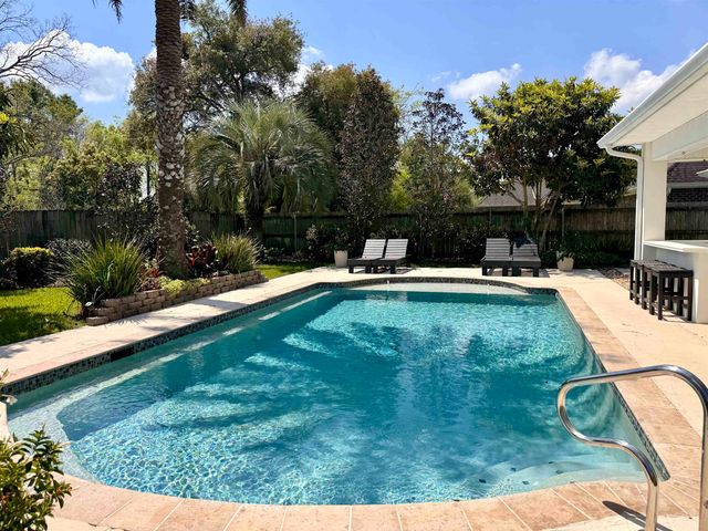 401 Riverside Dr, Berwick, LA 70342