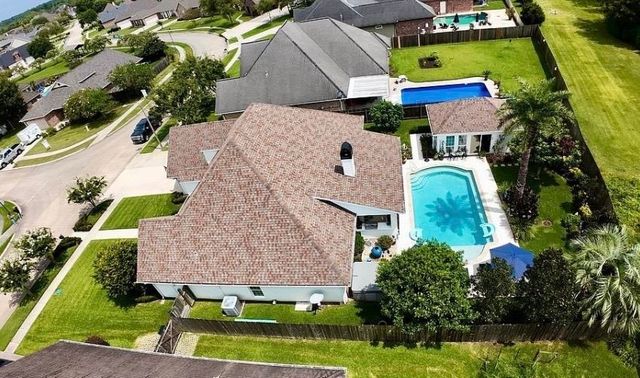 401 Riverside Dr, Berwick, LA 70342