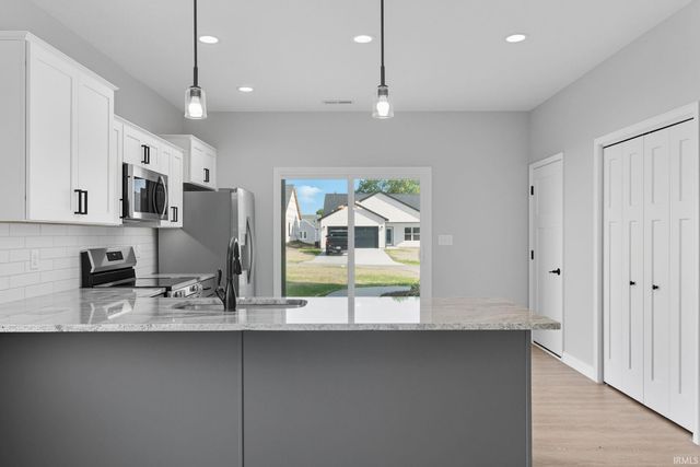 1058 E South Street, Frankfort, IN 46041