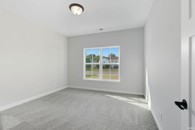 1058 E South Street, Frankfort, IN 46041