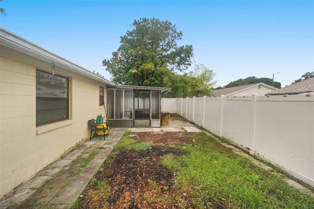 9403 AFTON COURT, Tampa, FL 33615