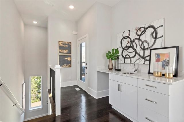 456 Parkway NE Drive 3, Atlanta, GA 30308