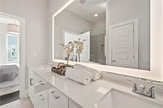 456 Parkway NE Drive 3, Atlanta, GA 30308